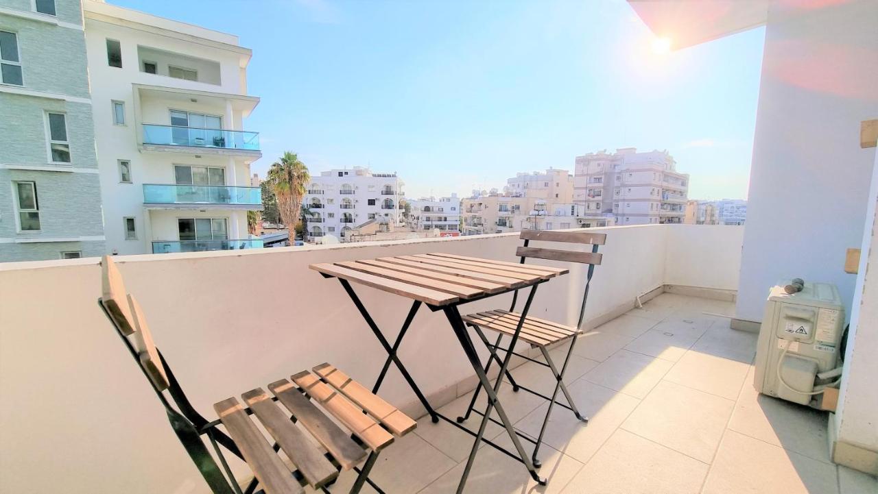 Spacious Lightflooded 2Br Apt / Near Center & Harbour Ларнака Экстерьер фото